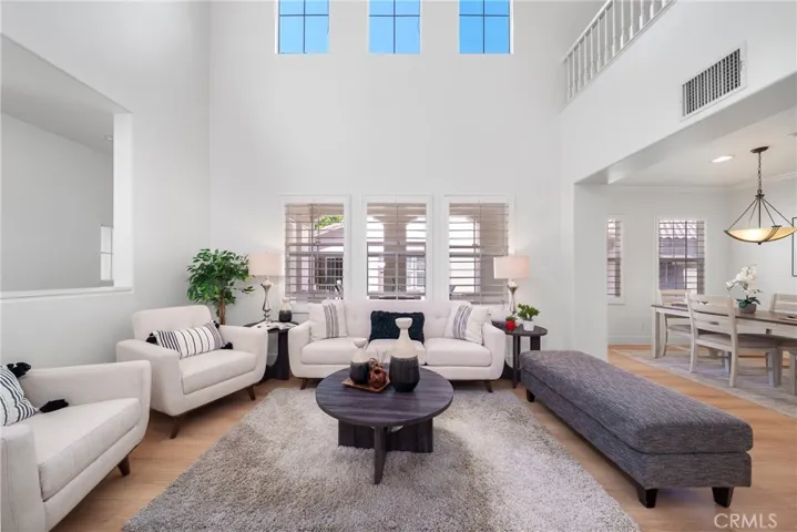 Bright and shine living room