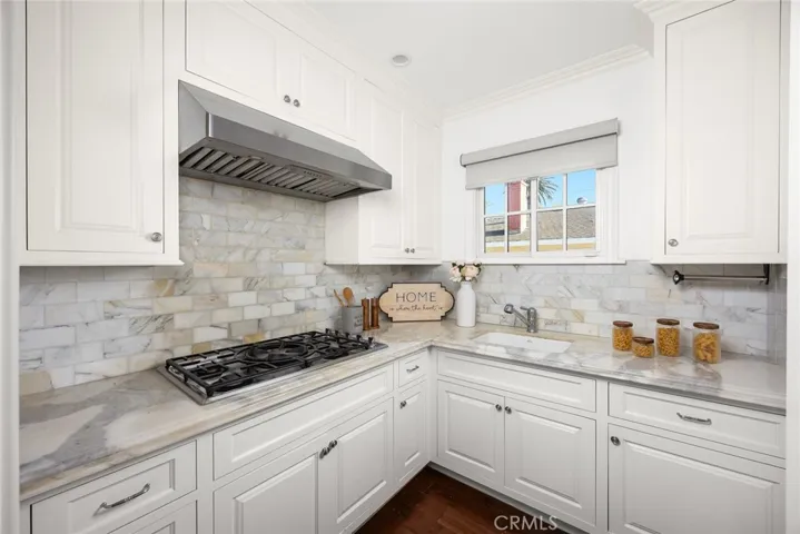 1524 S 3rd Avenue, Arcadia, California 91006