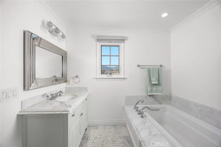 1524 S 3rd Avenue, Arcadia, California 91006