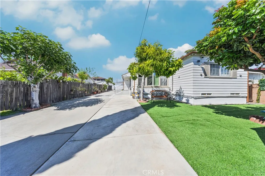 159 W Glendon, San Gabriel, California 91776 — photo 4