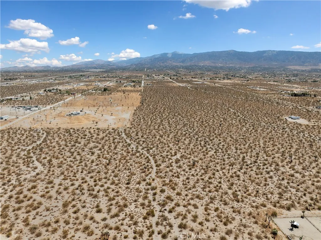 1 Wintergreen, Pinon Hills, California 92372 — photo 4
