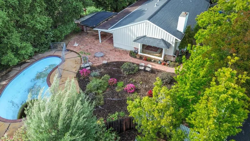 18627 Ambleside Lane, Saratoga, California 95070