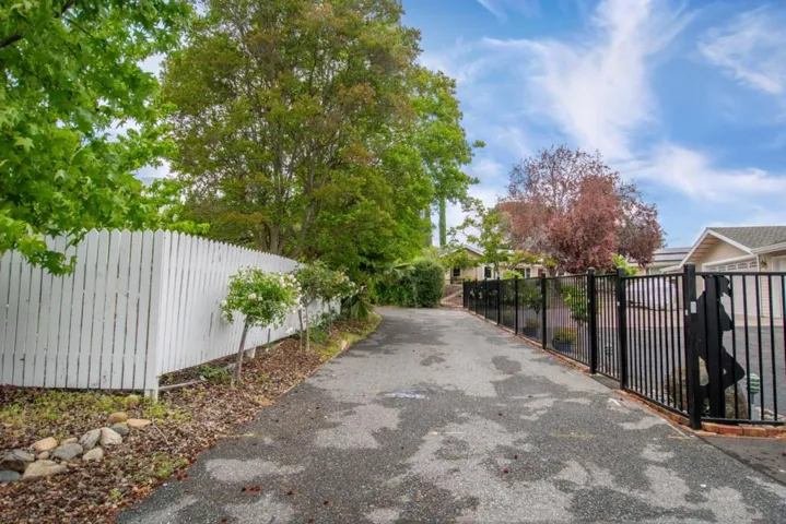 18627 Ambleside Lane, Saratoga, California 95070