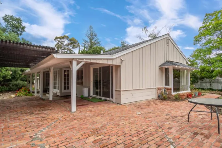 18627 Ambleside Lane, Saratoga, California 95070