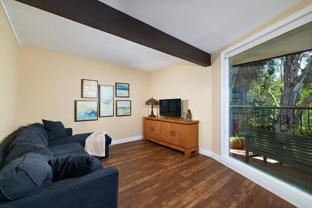2412 Altisma Way C, Carlsbad, California 92009 — photo 5
