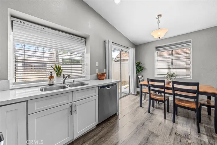 39875 Knollridge, Temecula, California 92591