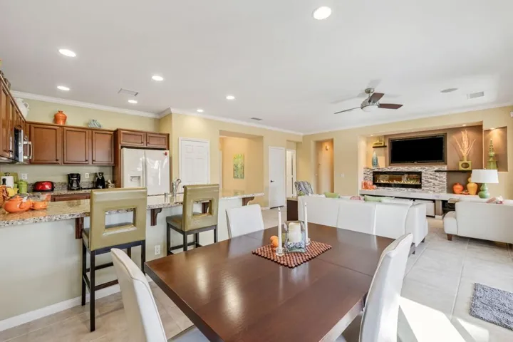 32-web-or-mls-8M4A6954