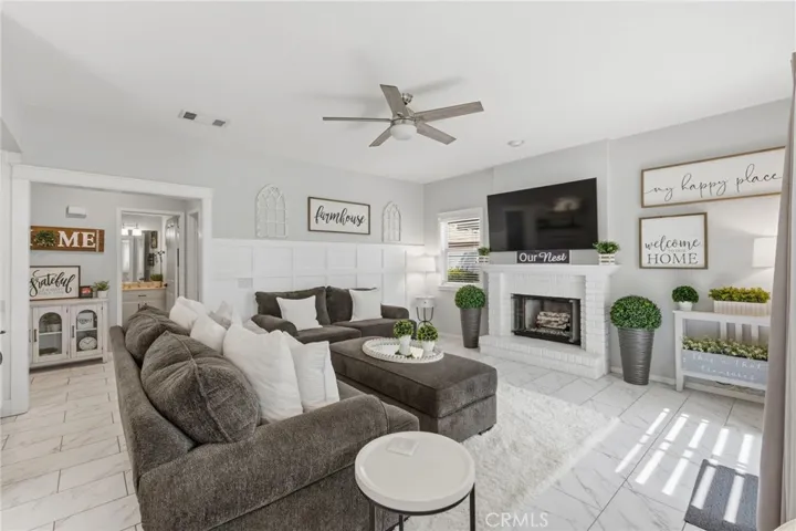 25235 Corte Sur, Murrieta, California 92563