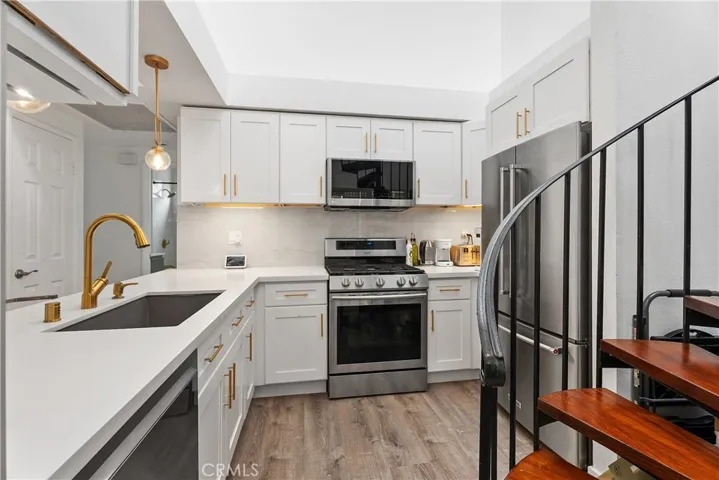 17172 Abalone 211, Huntington Beach, California 92649