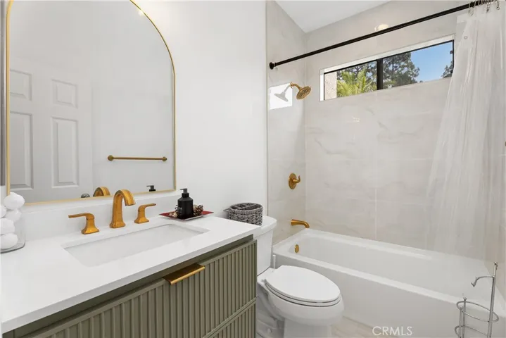 17172 Abalone 211, Huntington Beach, California 92649