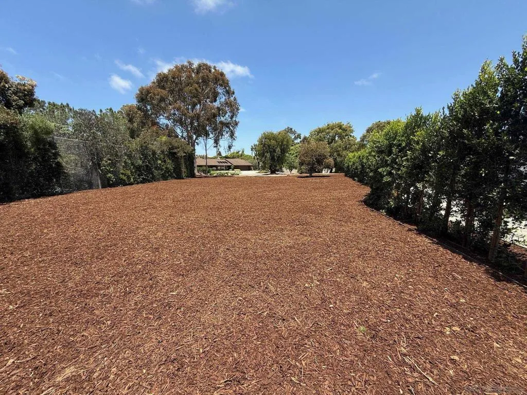 Land/Lot