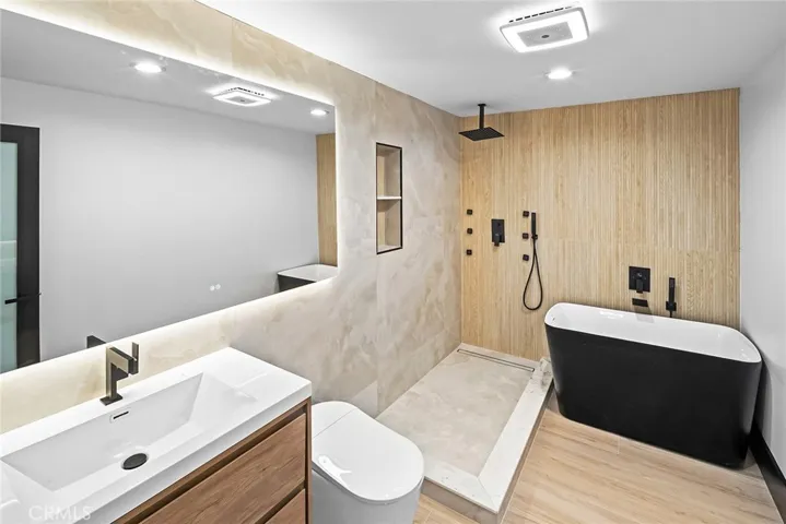 129 Winding, Big Bear City, California 92314