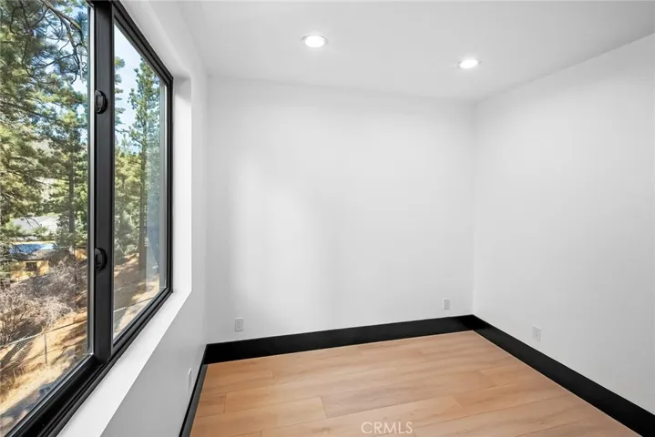 129 Winding, Big Bear City, California 92314