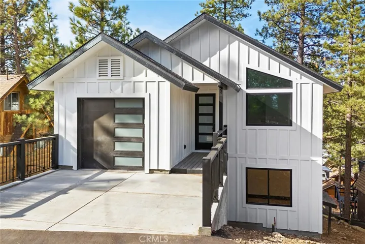 129 Winding, Big Bear City, California 92314