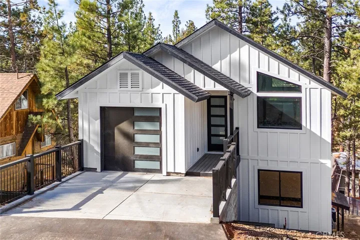 129 Winding, Big Bear City, California 92314