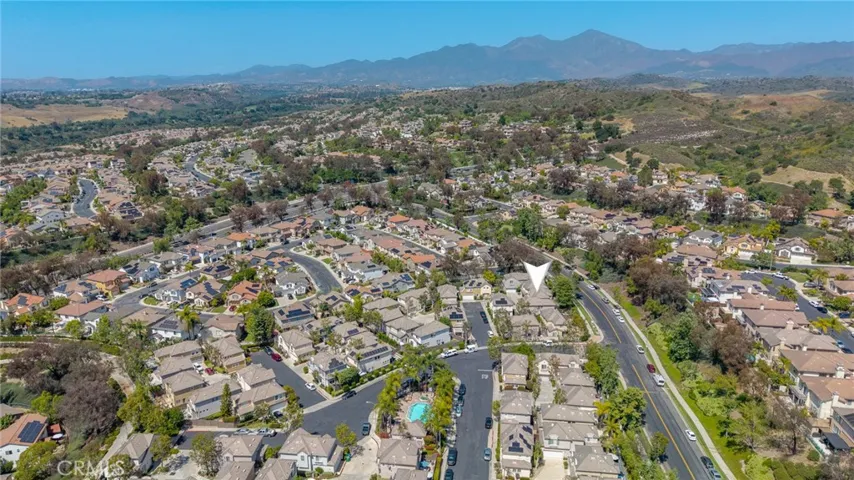 63 Poppyfield Lane, Rancho Santa Margarita, California 92688