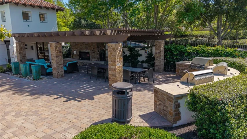 63 Poppyfield Lane, Rancho Santa Margarita, California 92688
