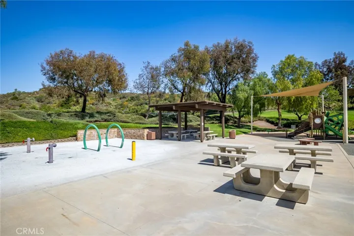 63 Poppyfield Lane, Rancho Santa Margarita, California 92688