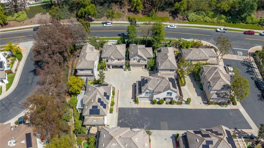 63 Poppyfield Lane, Rancho Santa Margarita, California 92688