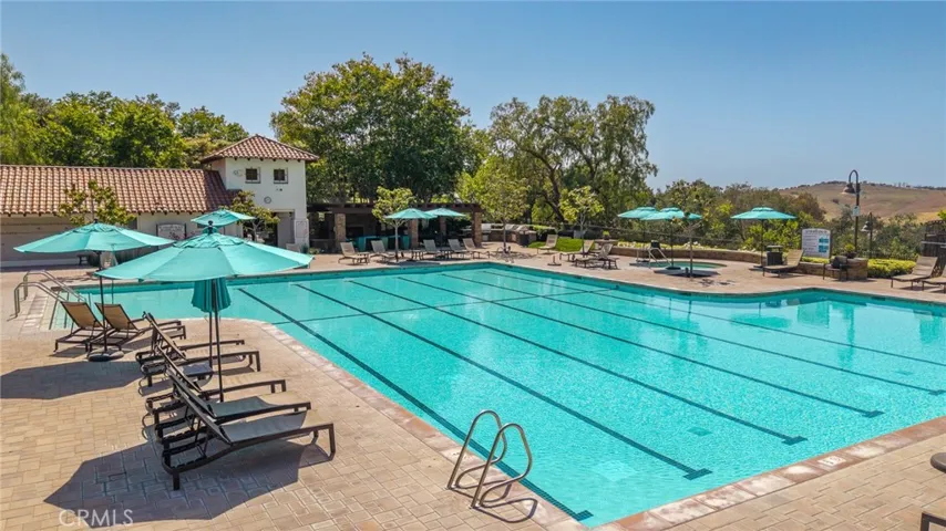 63 Poppyfield Lane, Rancho Santa Margarita, California 92688