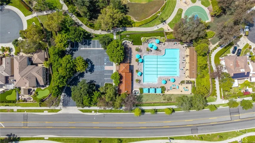 63 Poppyfield Lane, Rancho Santa Margarita, California 92688