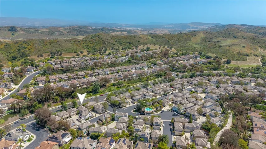 63 Poppyfield Lane, Rancho Santa Margarita, California 92688