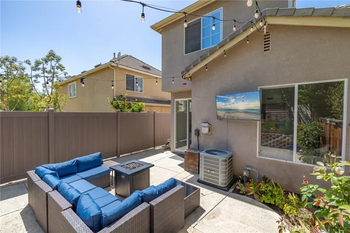 63 Poppyfield Lane, Rancho Santa Margarita, California 92688