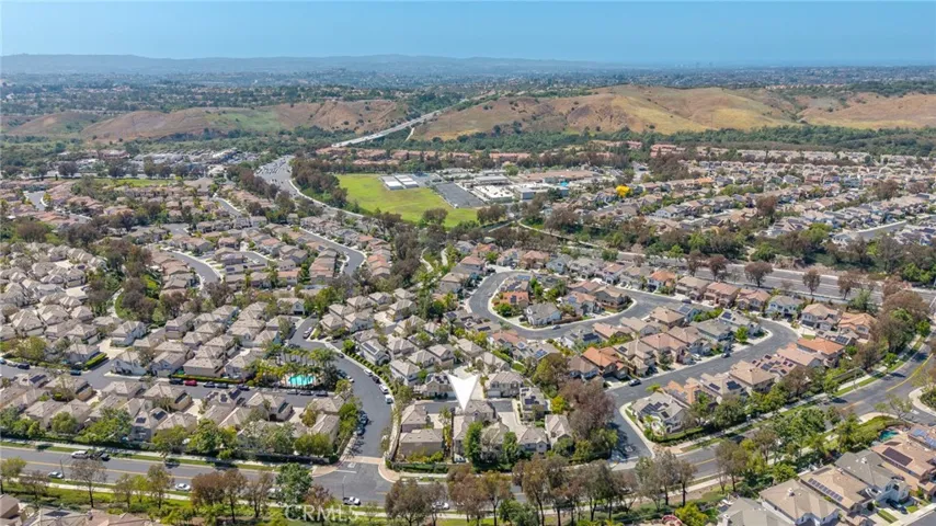 63 Poppyfield Lane, Rancho Santa Margarita, California 92688