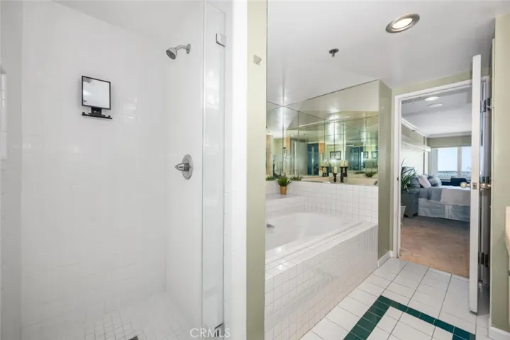 525 E Seaside Way 904, Long Beach, California 90802