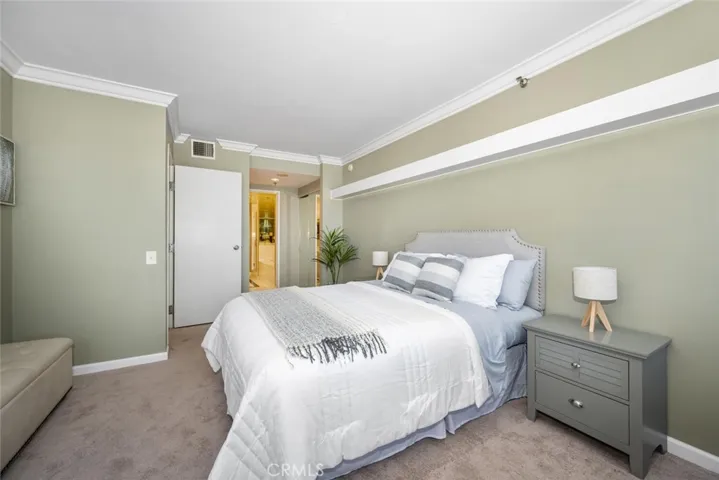 525 E Seaside Way 904, Long Beach, California 90802