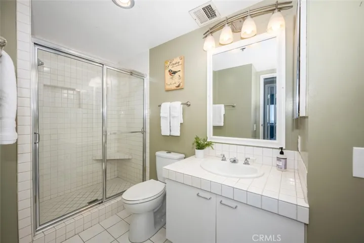 Secondary bathroom