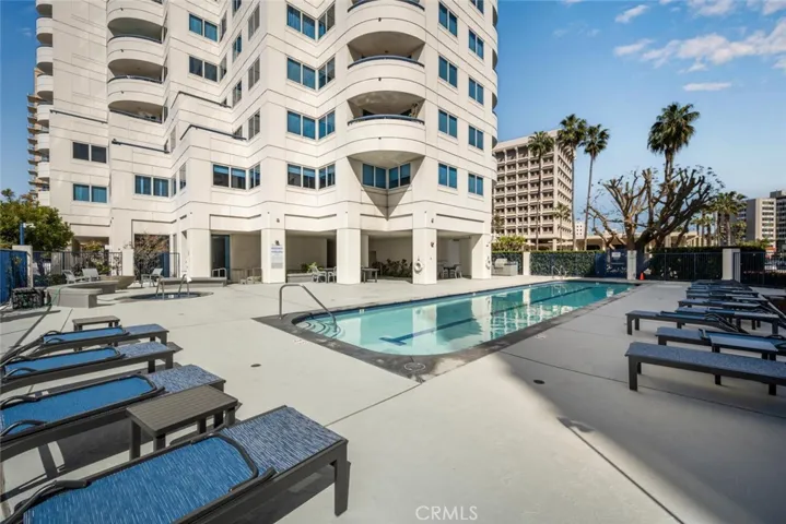 Nice lap pool!