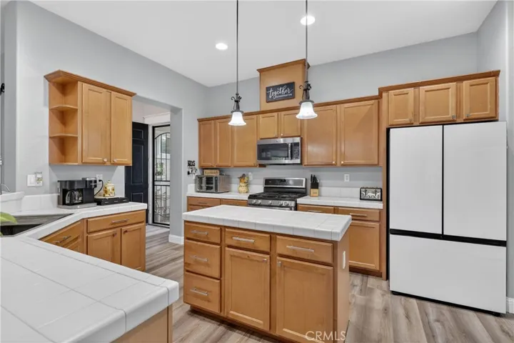 850 Sandstone Way, Atwater, California 95301