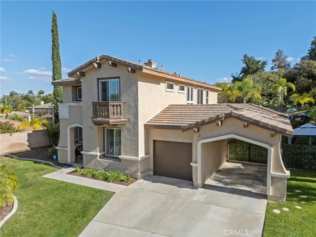 1744 Tamarron Dr, Corona, California 92883