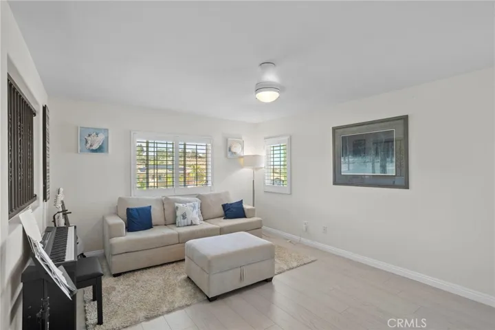 1744 Tamarron Dr, Corona, California 92883