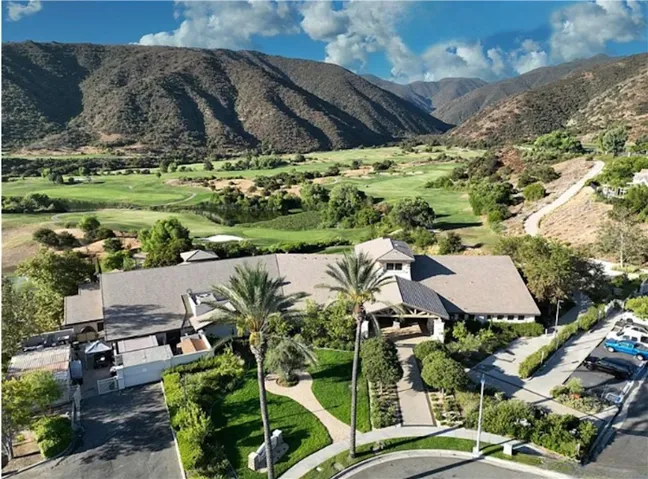 1744 Tamarron Dr, Corona, California 92883