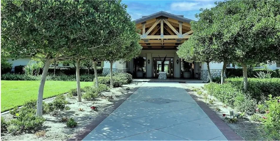 1744 Tamarron Dr, Corona, California 92883