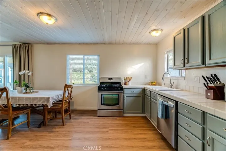 1222 W Newport Street, San Luis Obispo, California 93405