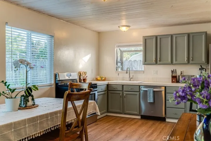 1222 W Newport Street, San Luis Obispo, California 93405
