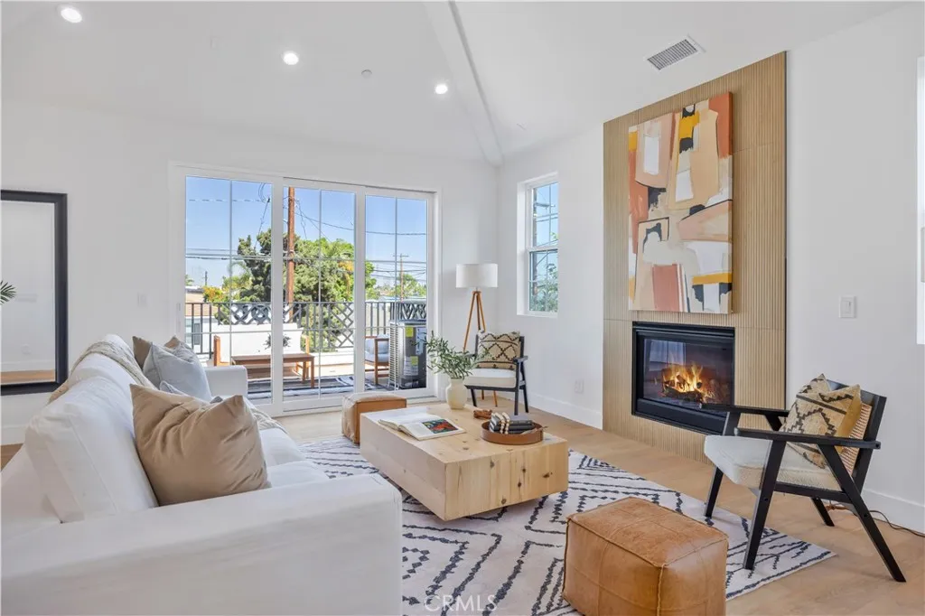 2420 Ives Lane A, Redondo Beach, California 90278 — photo 5