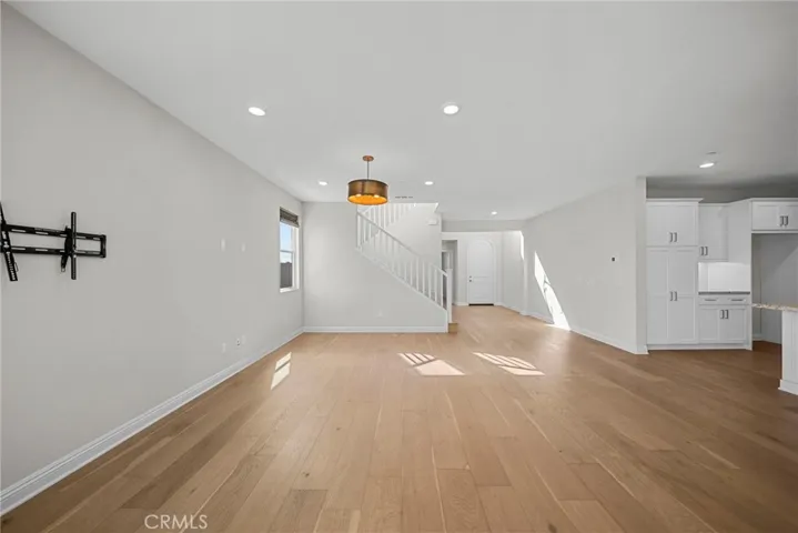 20560 Galloway, Saugus, California 91350