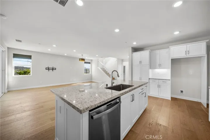 20560 Galloway, Saugus, California 91350