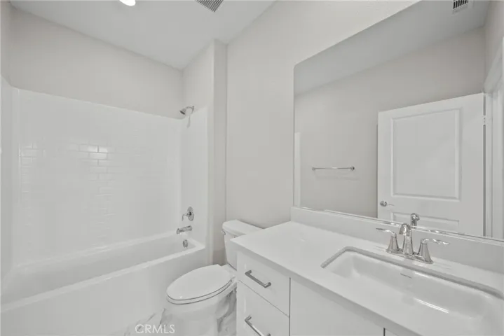 20560 Galloway, Saugus, California 91350