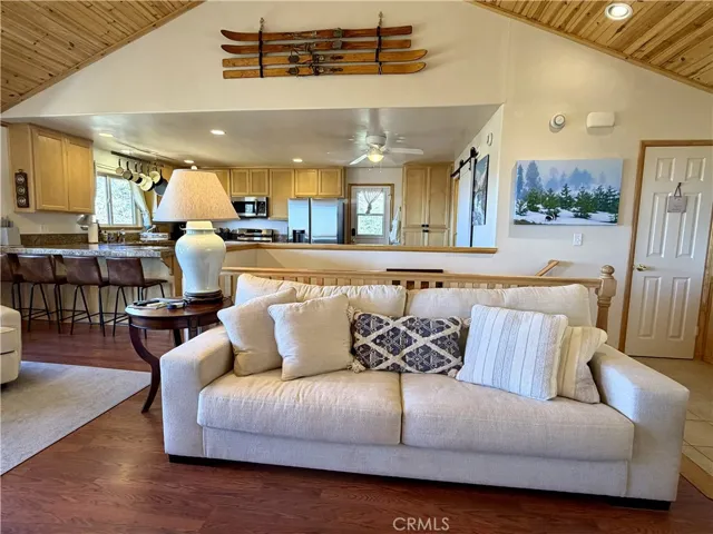 33470 Angeles Drive, Green Valley Lake, California 92341
