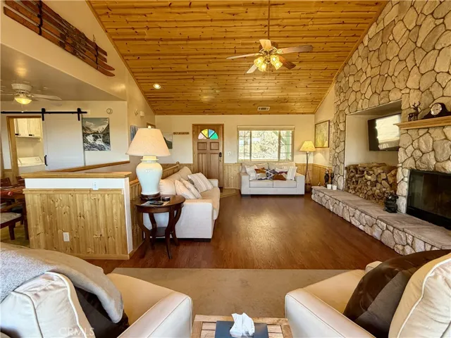 33470 Angeles Drive, Green Valley Lake, California 92341