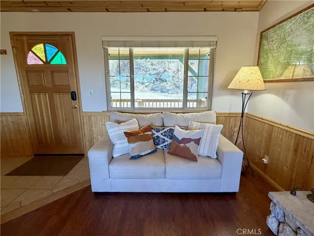 33470 Angeles Drive, Green Valley Lake, California 92341