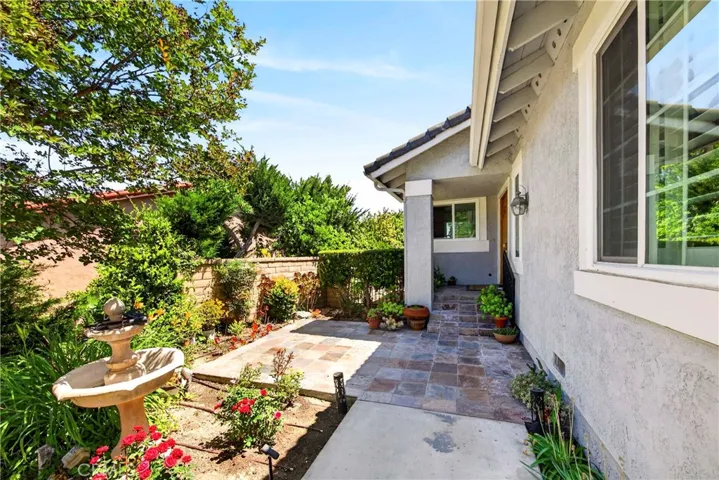 14 Rainbow Ridge, Phillips Ranch, California 91766