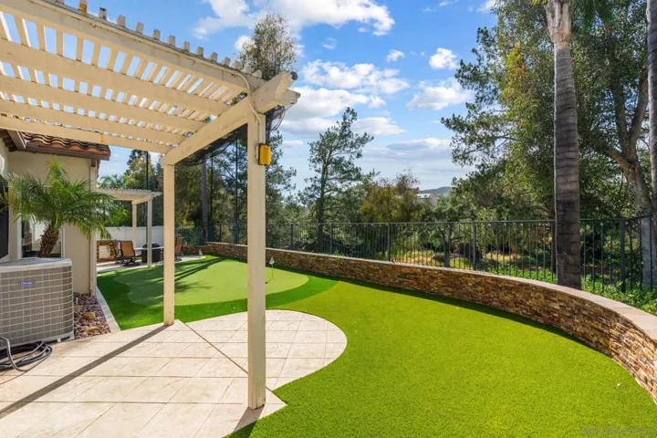 2397 Old Ranch, Escondido, California 92027