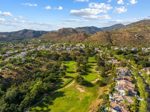 2397 Old Ranch, Escondido, California 92027
