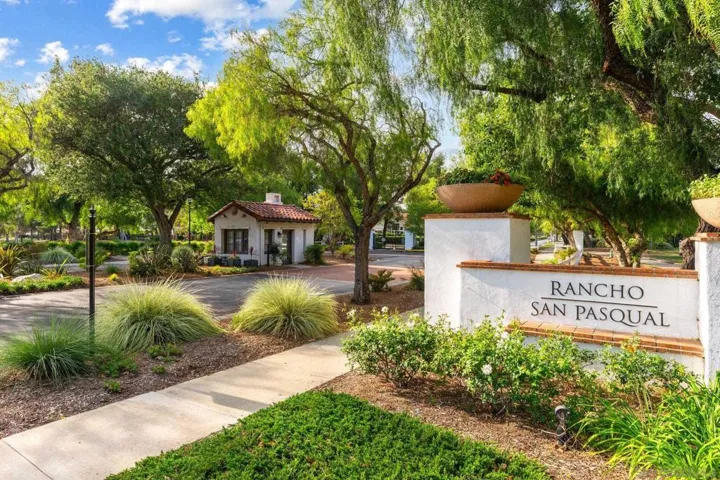 2397 Old Ranch, Escondido, California 92027